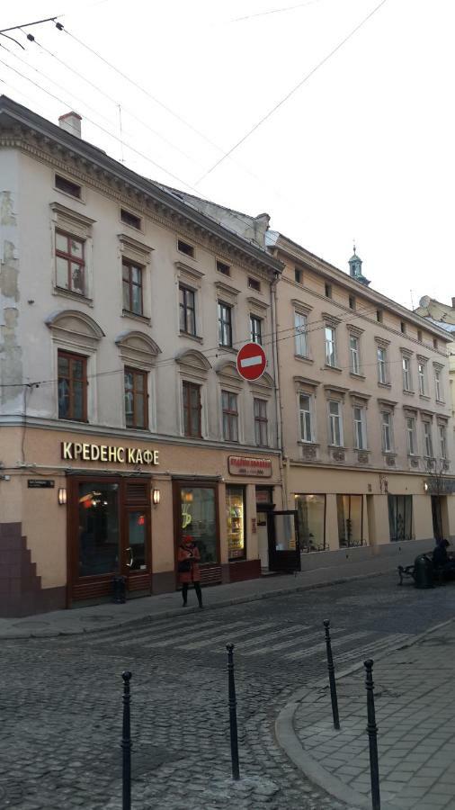 Apartment On Valova Street リヴィウ エクステリア 写真