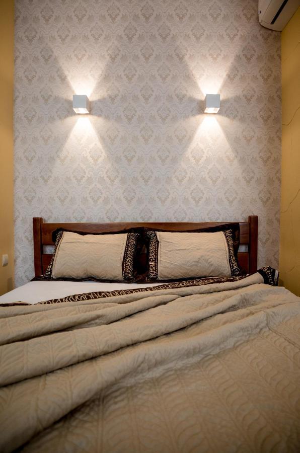Apartment On Valova Street リヴィウ エクステリア 写真
