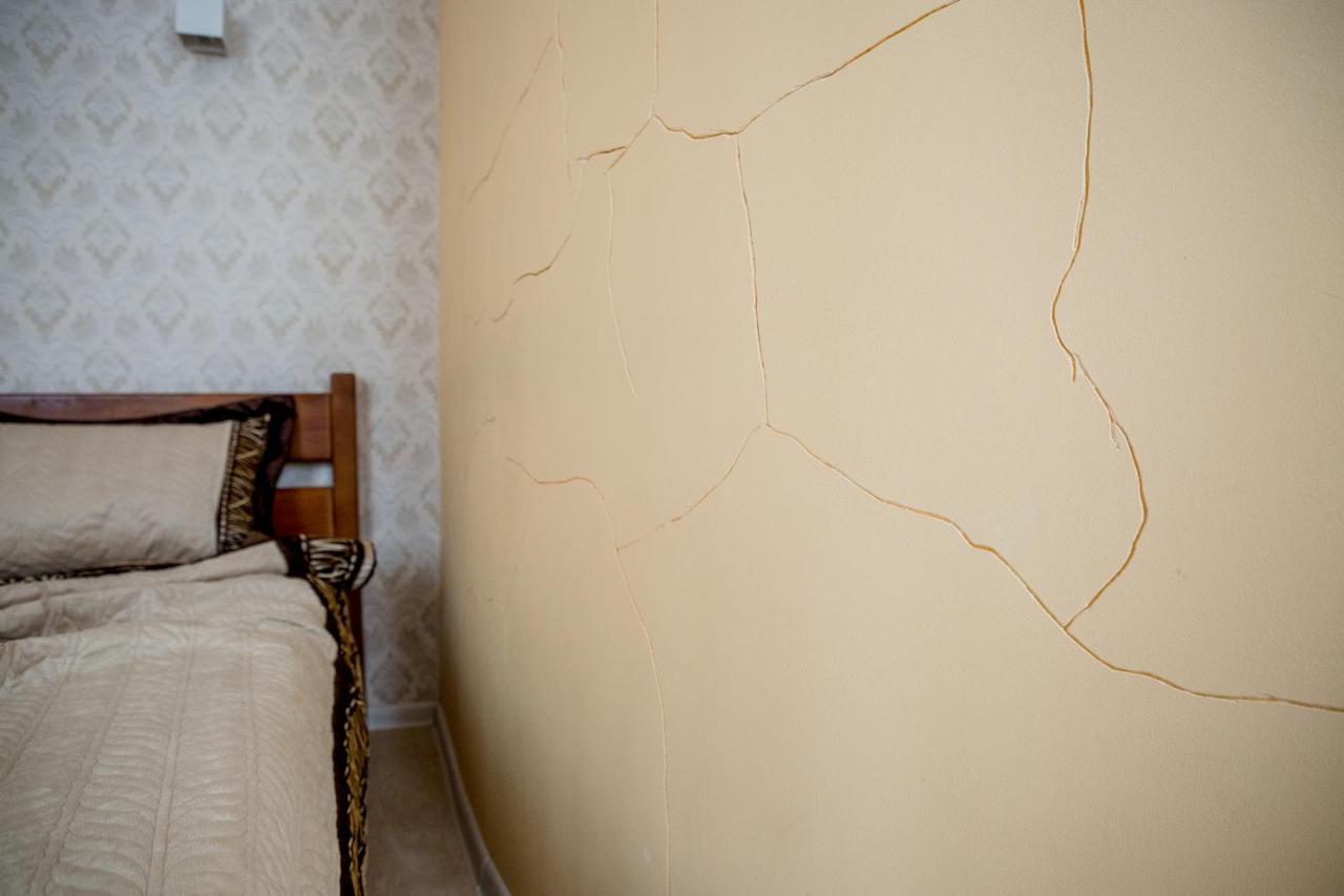 Apartment On Valova Street リヴィウ エクステリア 写真
